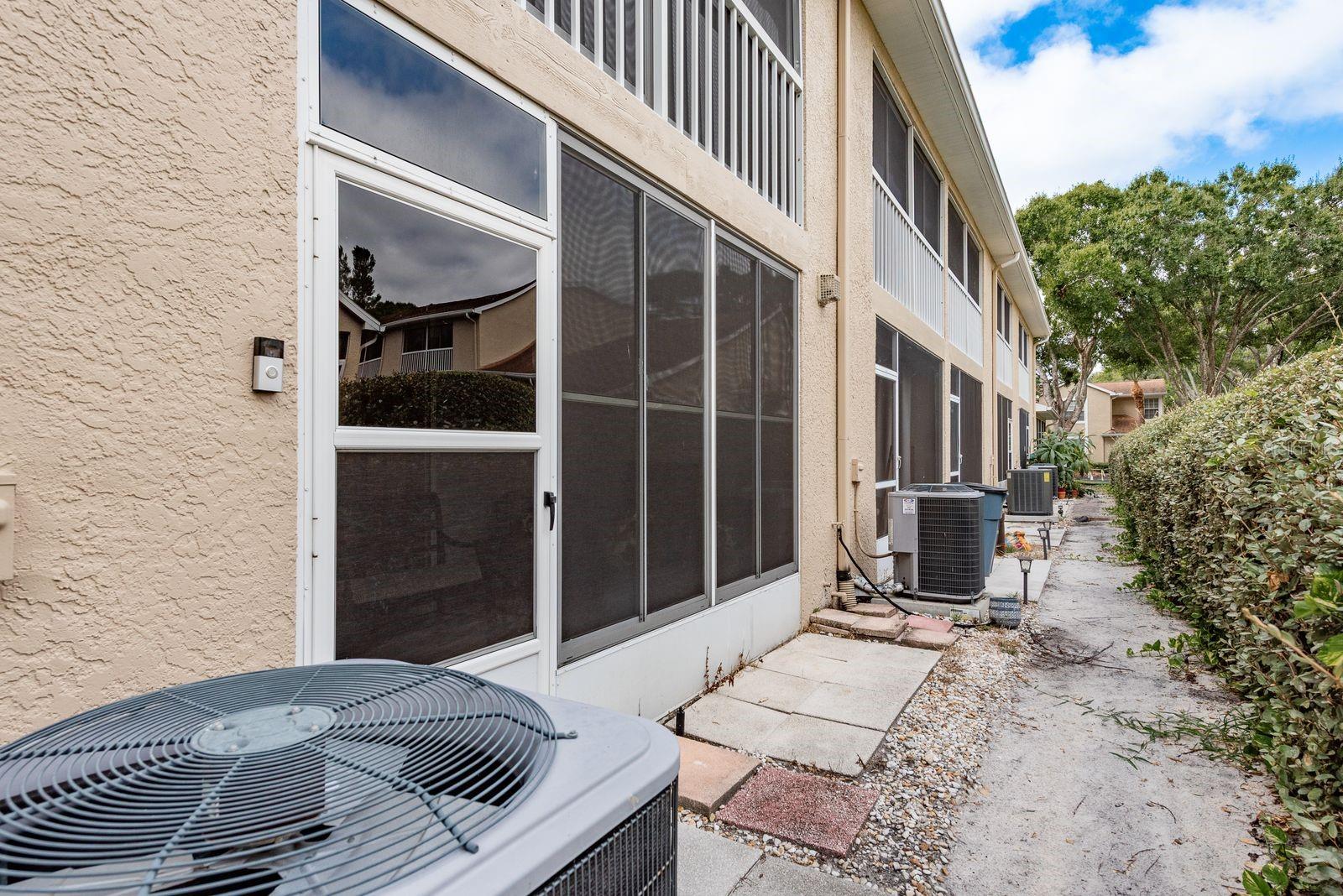 GLENBROOK EAST - Residential Lease