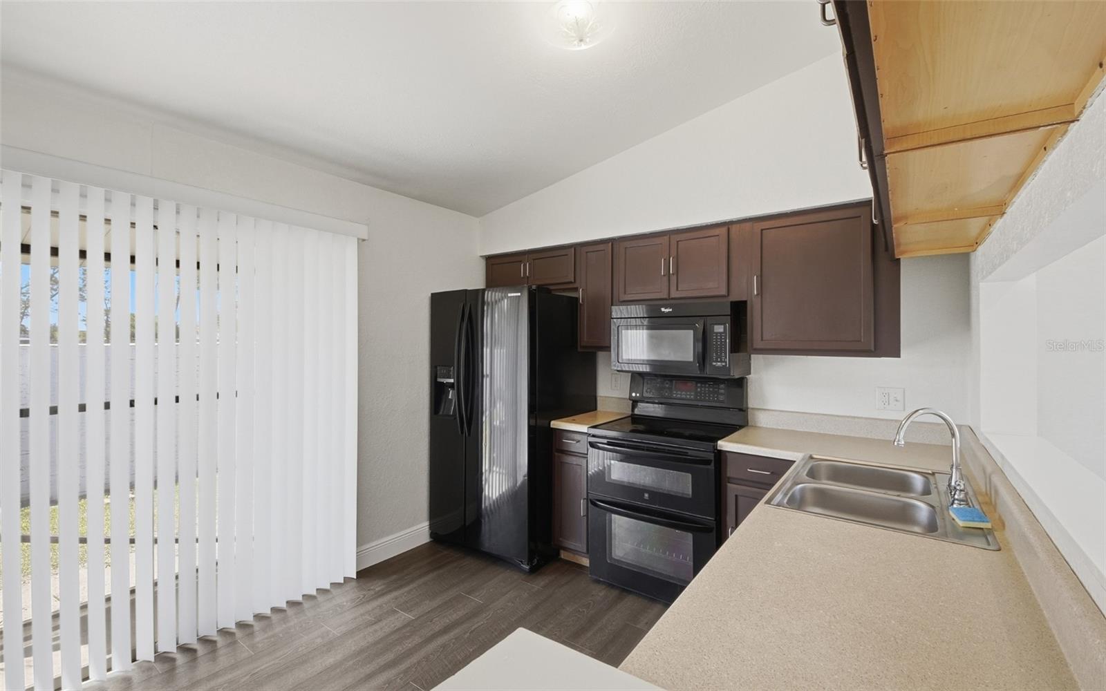 CHELSEA SQUARE 5B - Residential