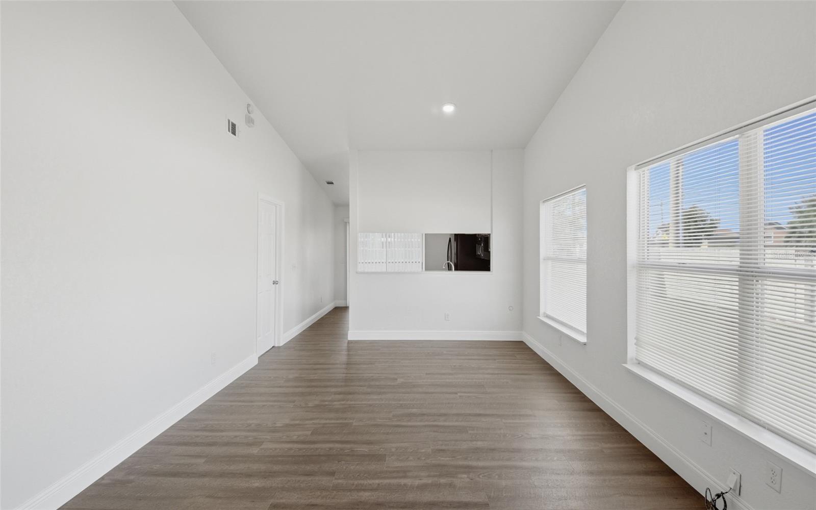 CHELSEA SQUARE 5B - Residential