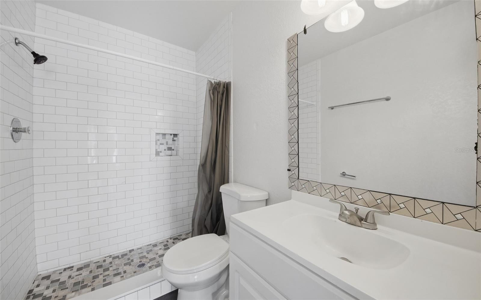 CHELSEA SQUARE 5B - Residential