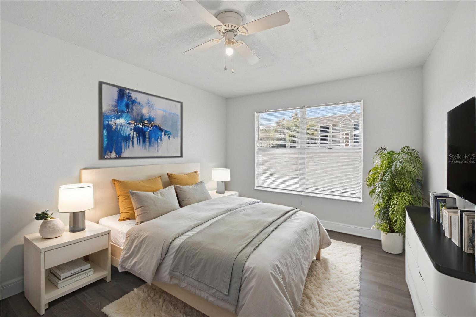 CHELSEA SQUARE 5B - Residential