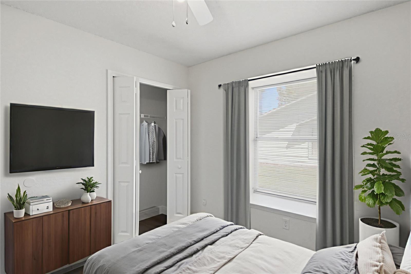 CHELSEA SQUARE 5B - Residential