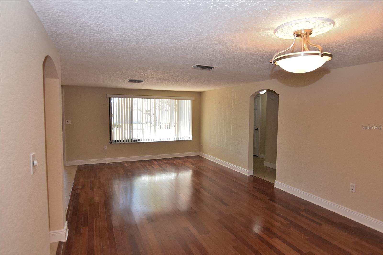 REGENCY PARK - Residential