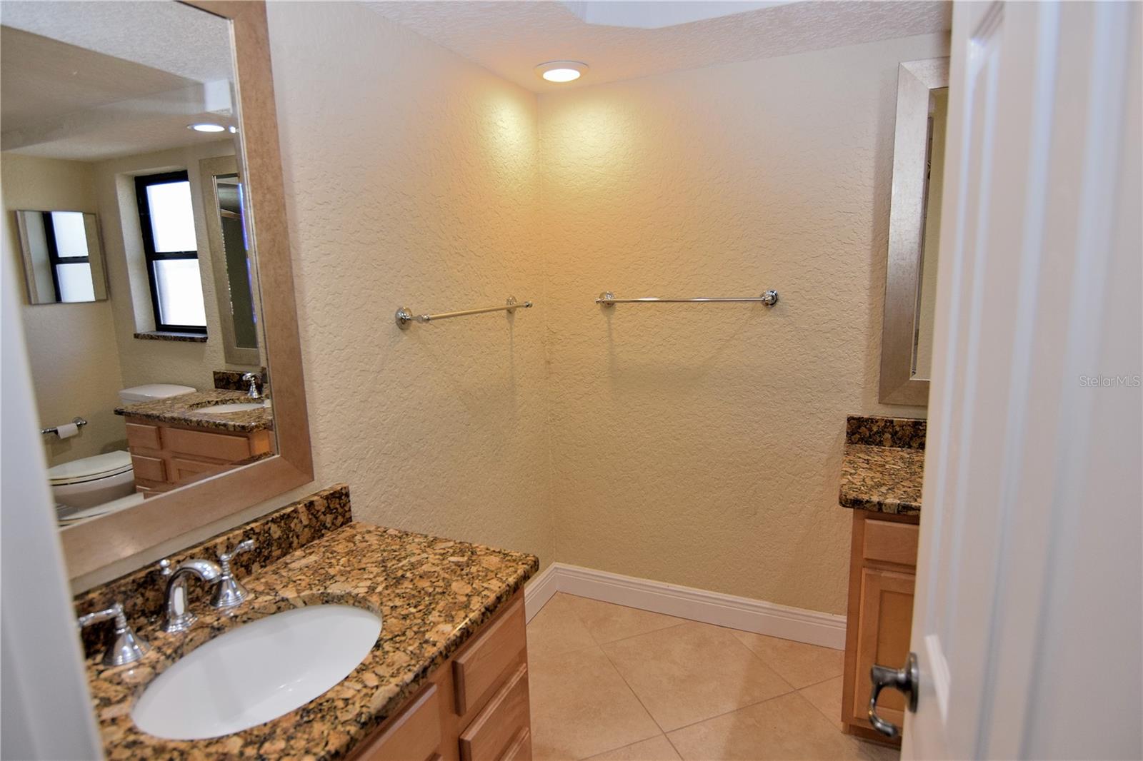 REGENCY PARK - Residential