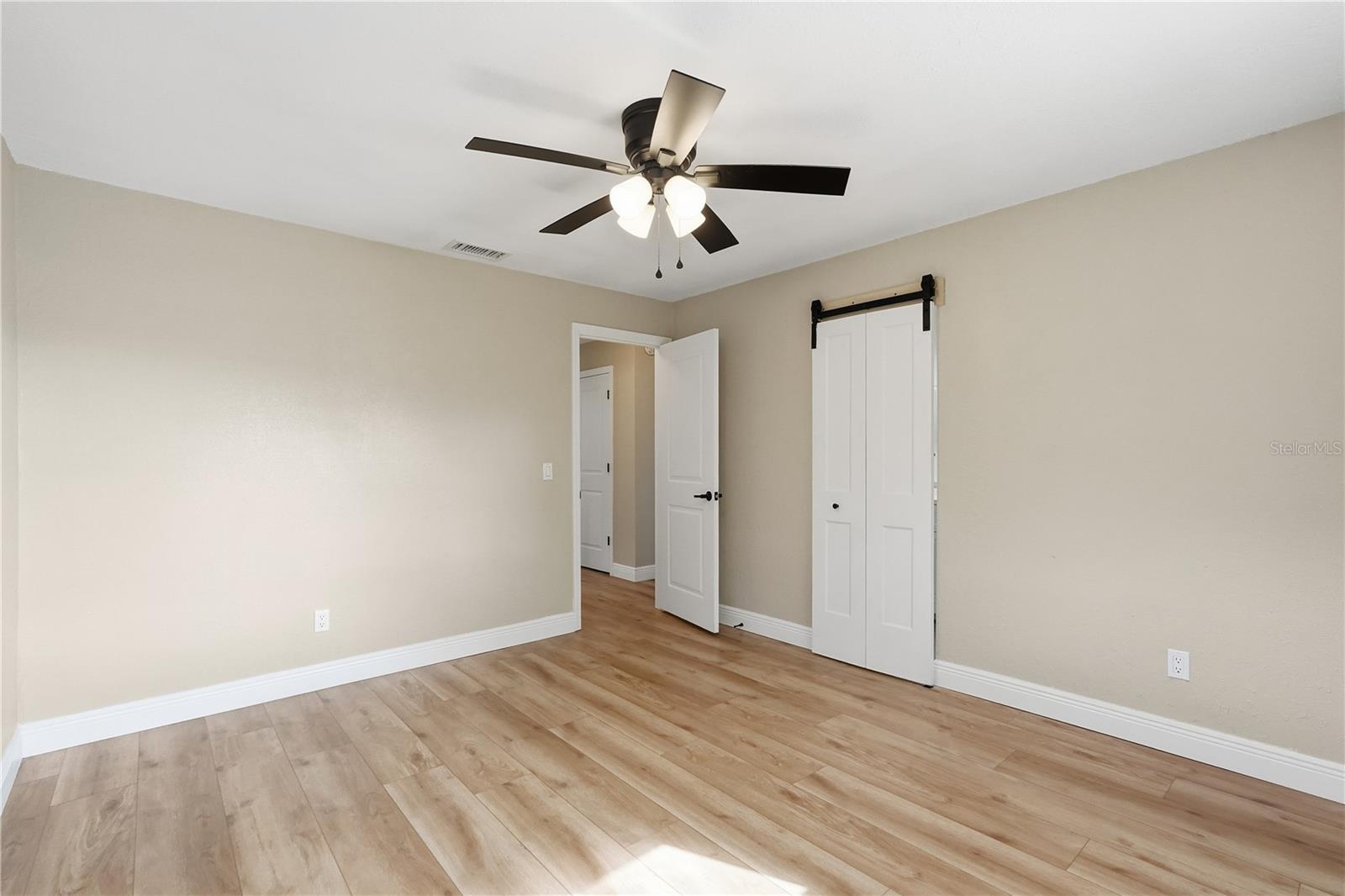 HARBOR PALMS-UNIT THREE - Residential