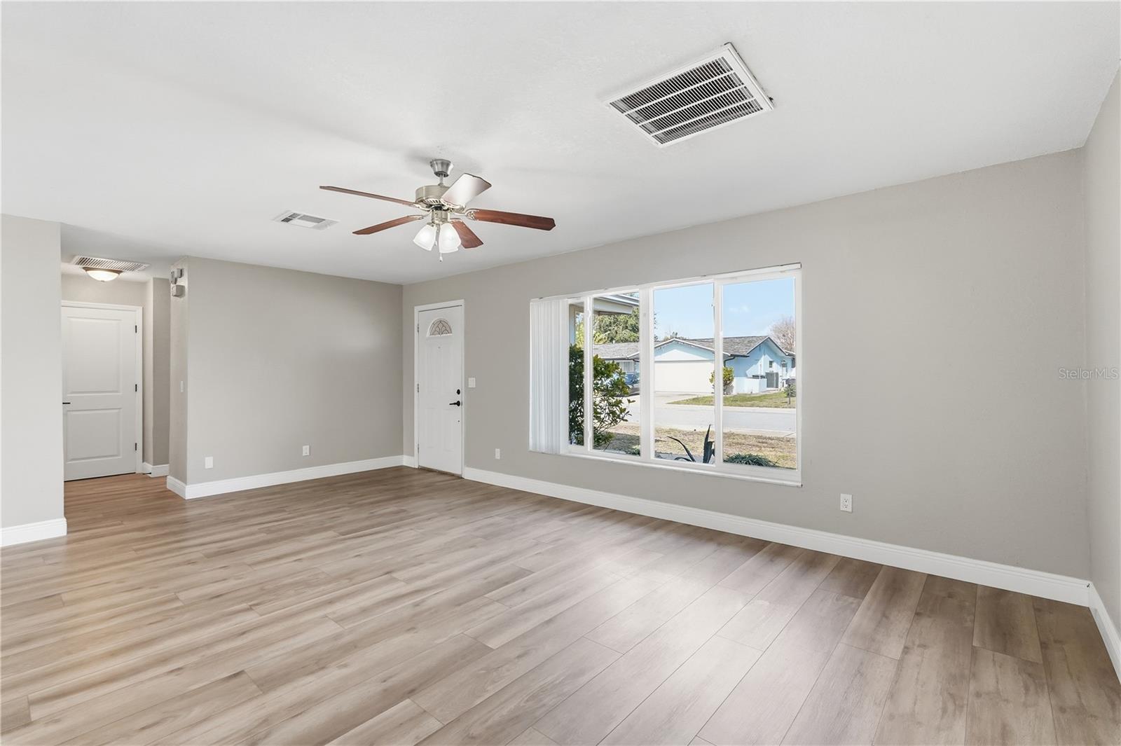 HARBOR PALMS-UNIT THREE - Residential