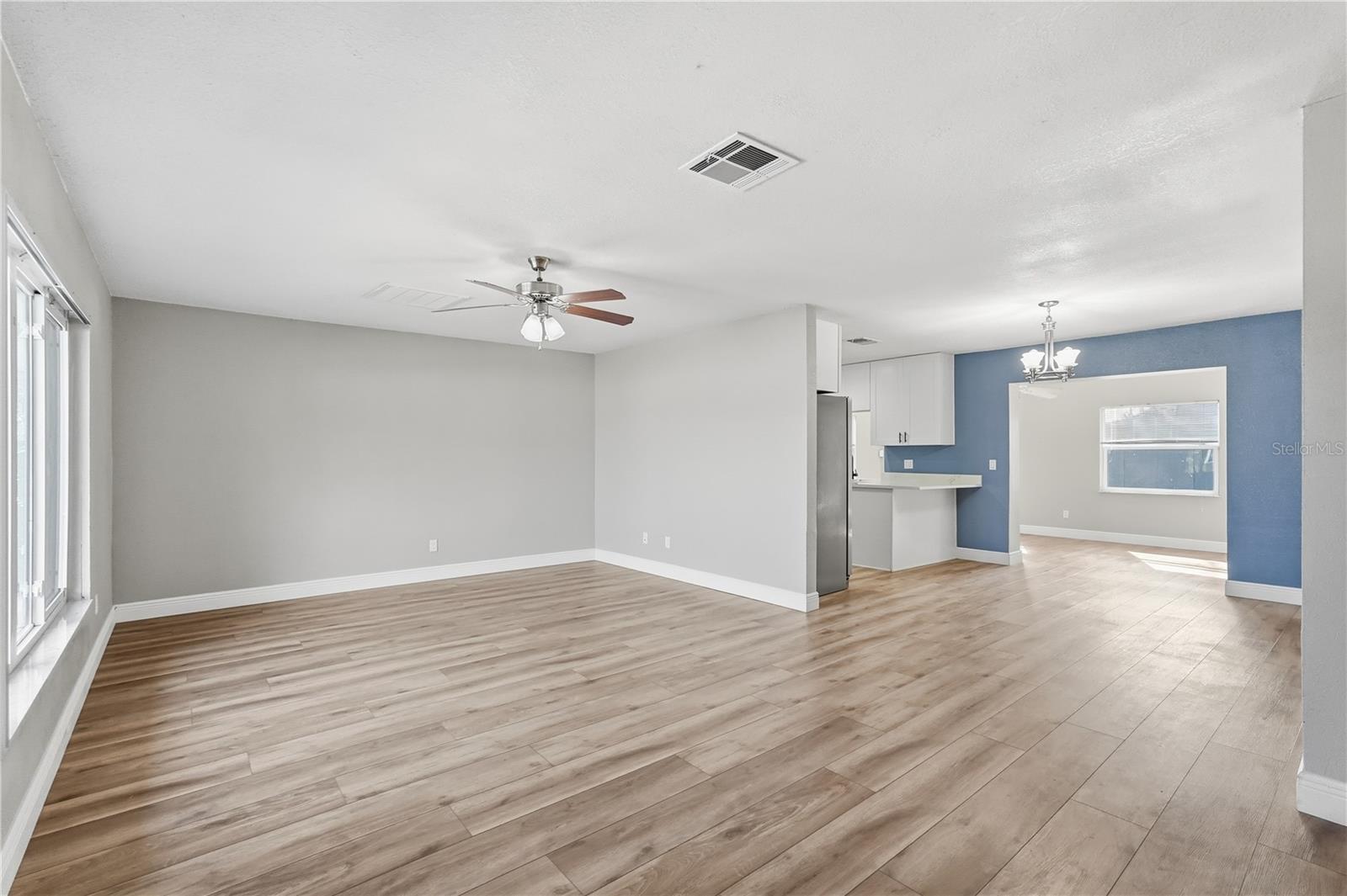 HARBOR PALMS-UNIT THREE - Residential