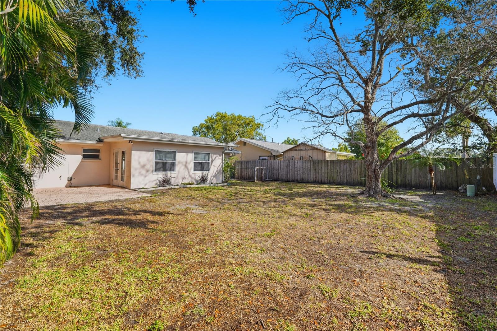 HARBOR PALMS-UNIT THREE - Residential