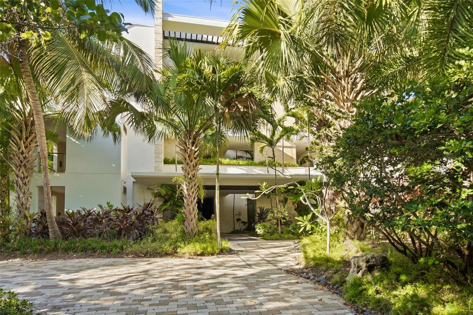 3332-3333 WEST BEACH RESIDENCES 3332-3333