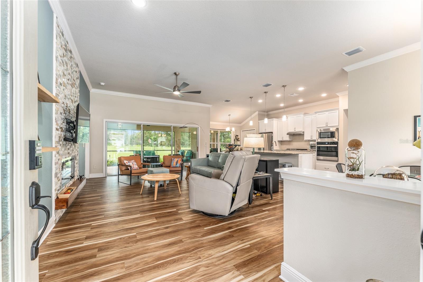 1724 E GATE DANCER CIRCLE