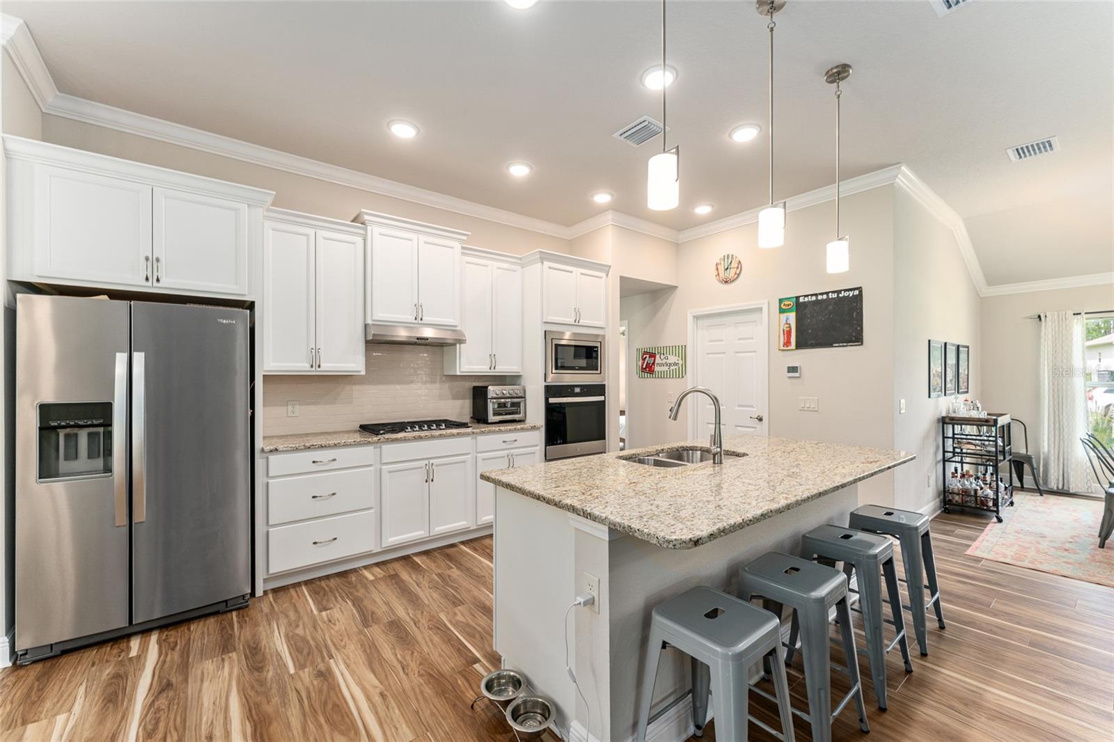 1724 E GATE DANCER CIRCLE