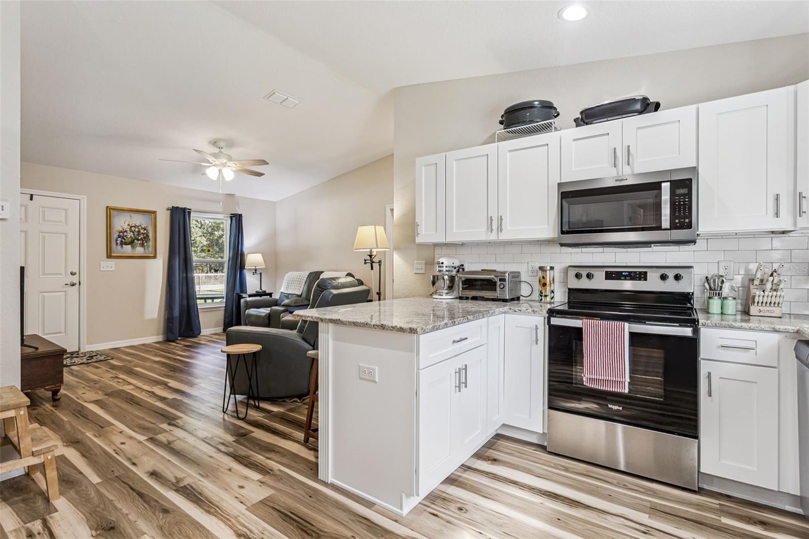 SILVER SPGS SHORES UN #38 - Residential