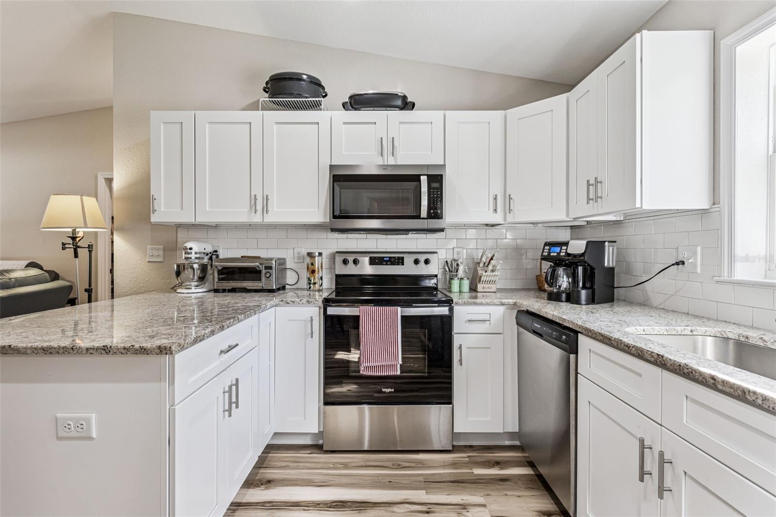 SILVER SPGS SHORES UN #38 - Residential