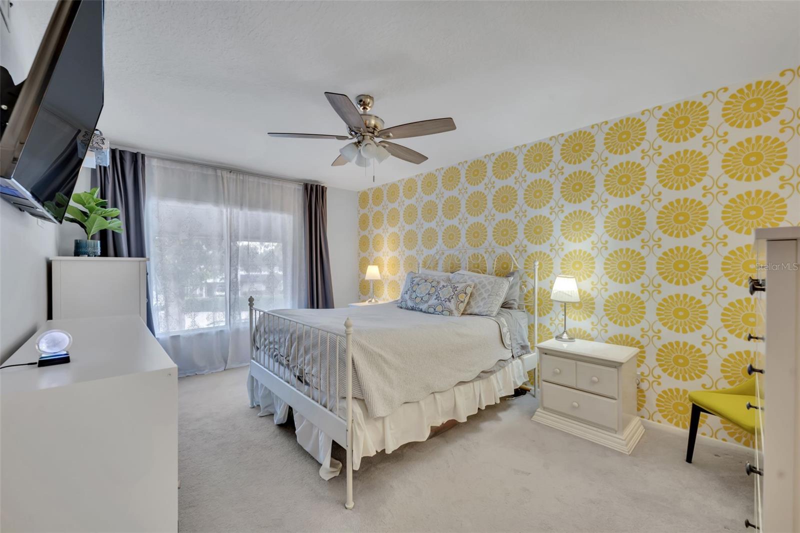 RAMBLEWOOD CONDO - Residential