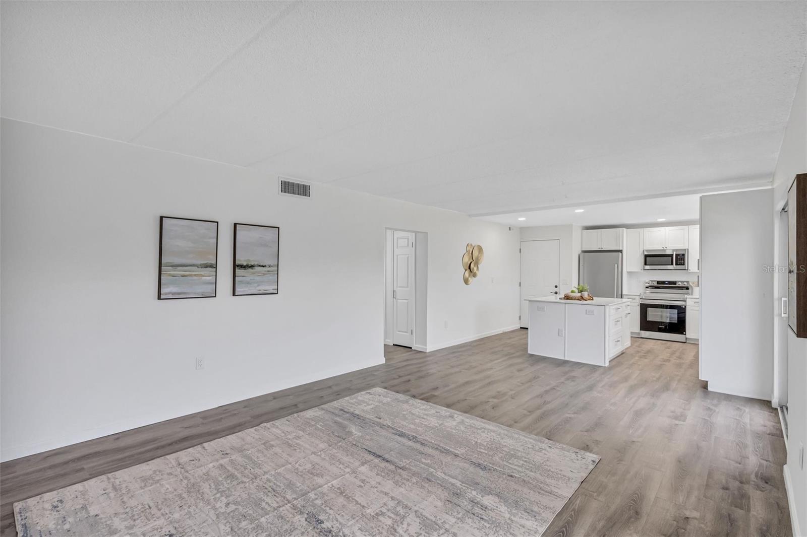 BAY POINTE CONDO - Residential