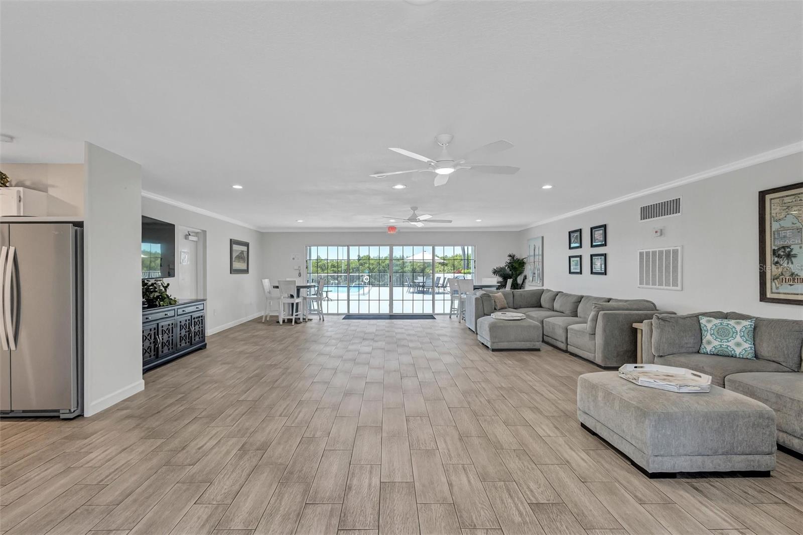 BAY POINTE CONDO - Residential