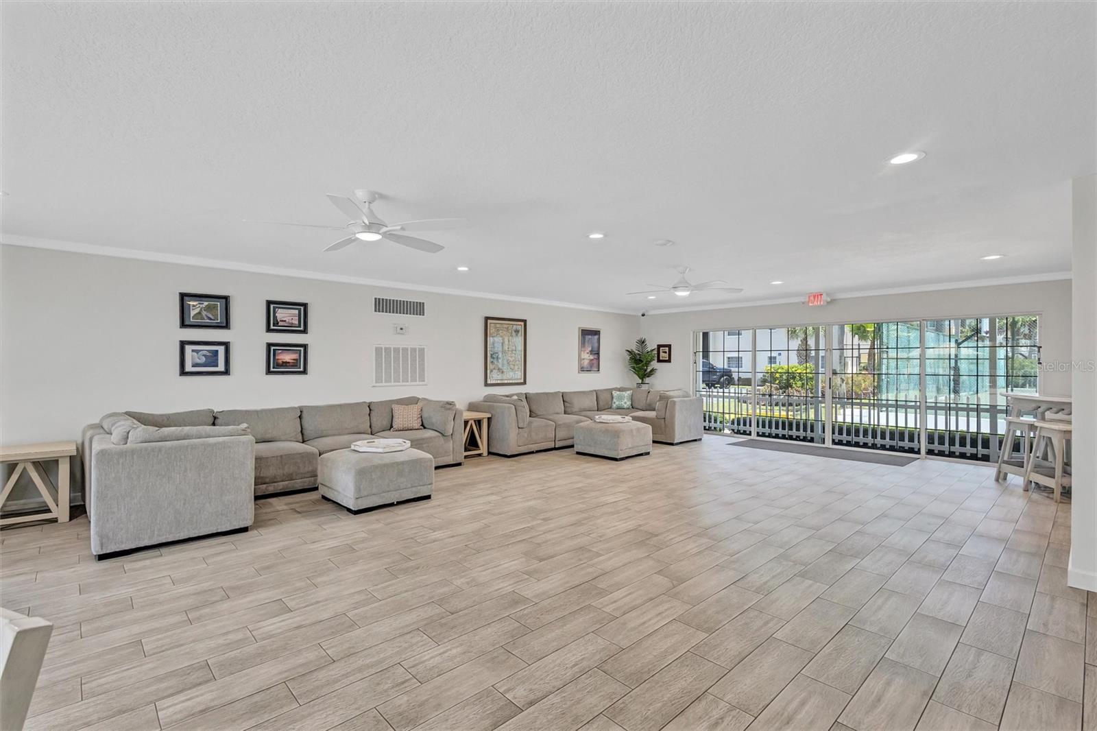 BAY POINTE CONDO - Residential
