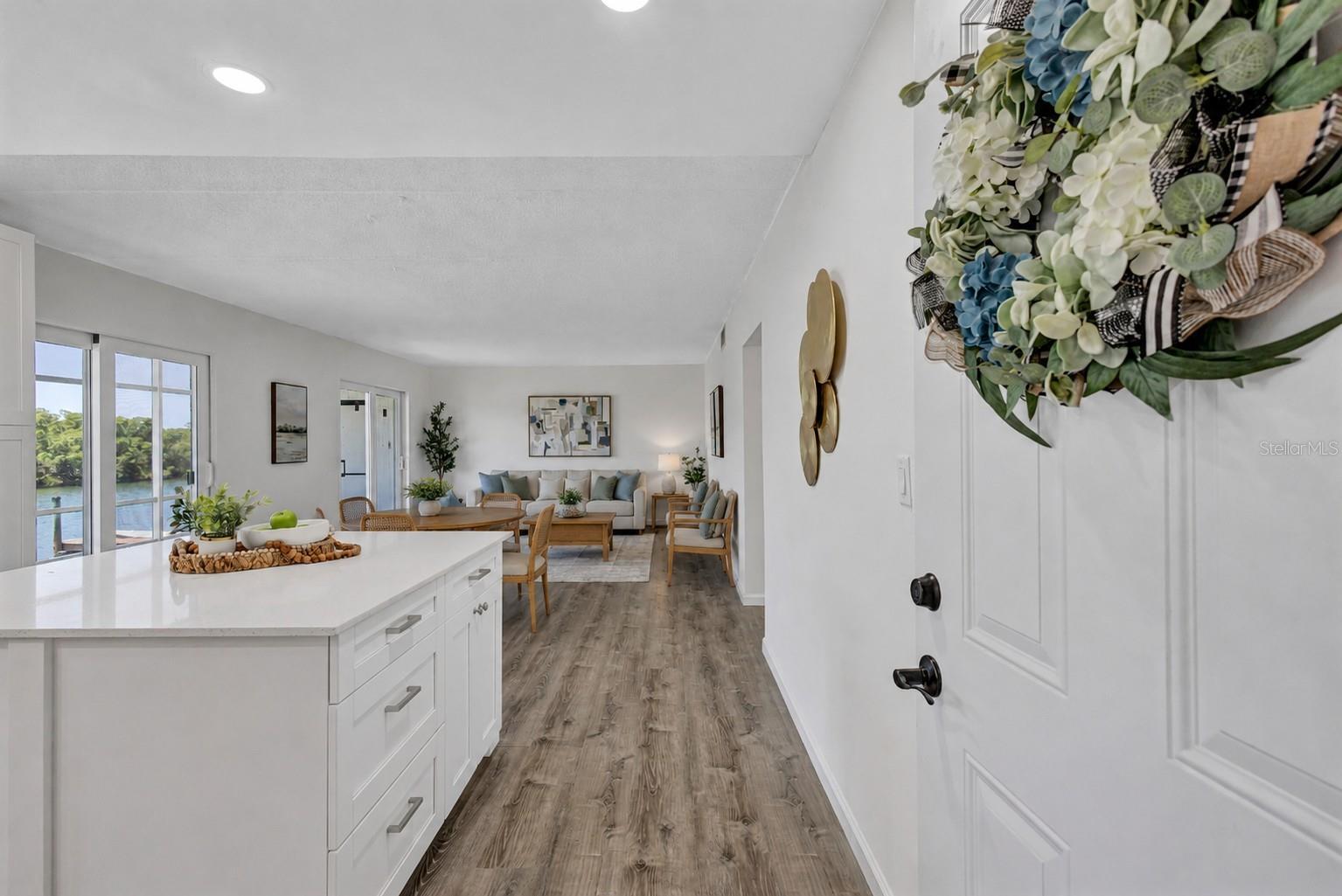 BAY POINTE CONDO - Residential
