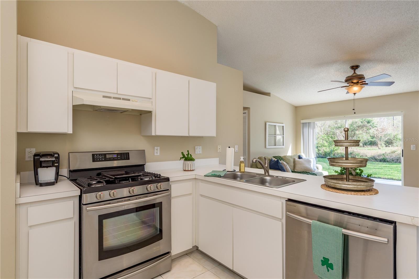 ANCLOTE RIVER ACRES - Residential