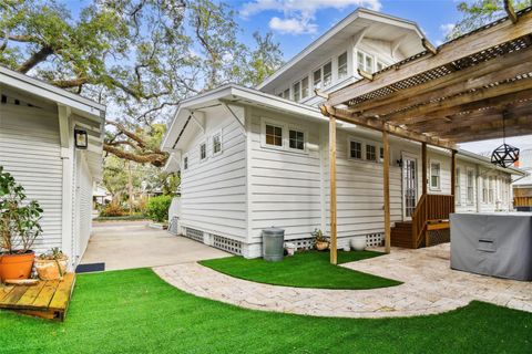 A home in TAMPA