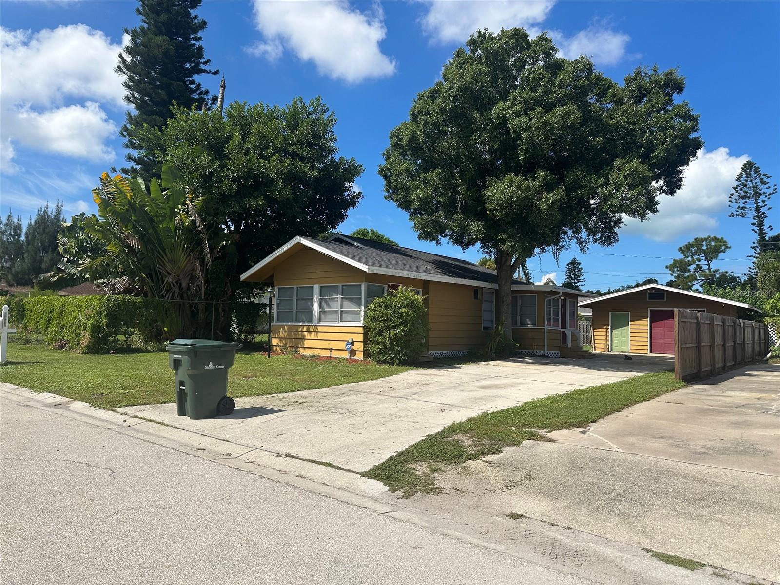 3928 S EAST AVENUE, SARASOTA, FL, 34231 1 3928 S EAST AVENUE