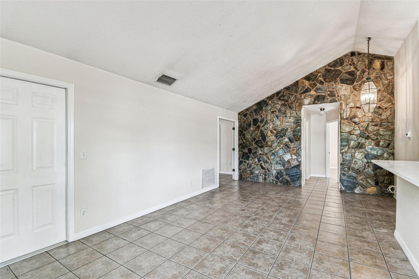 LAKE ST GEORGE SOUTH UNIT III - Residential