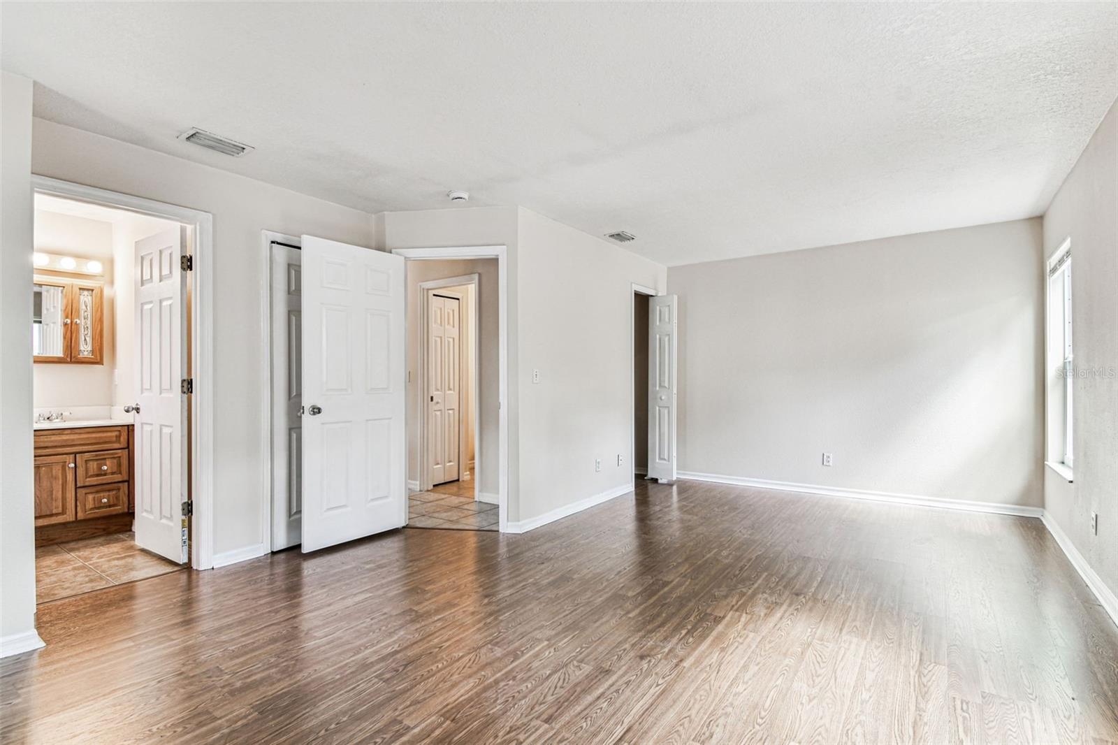 LAKE ST GEORGE SOUTH UNIT III - Residential