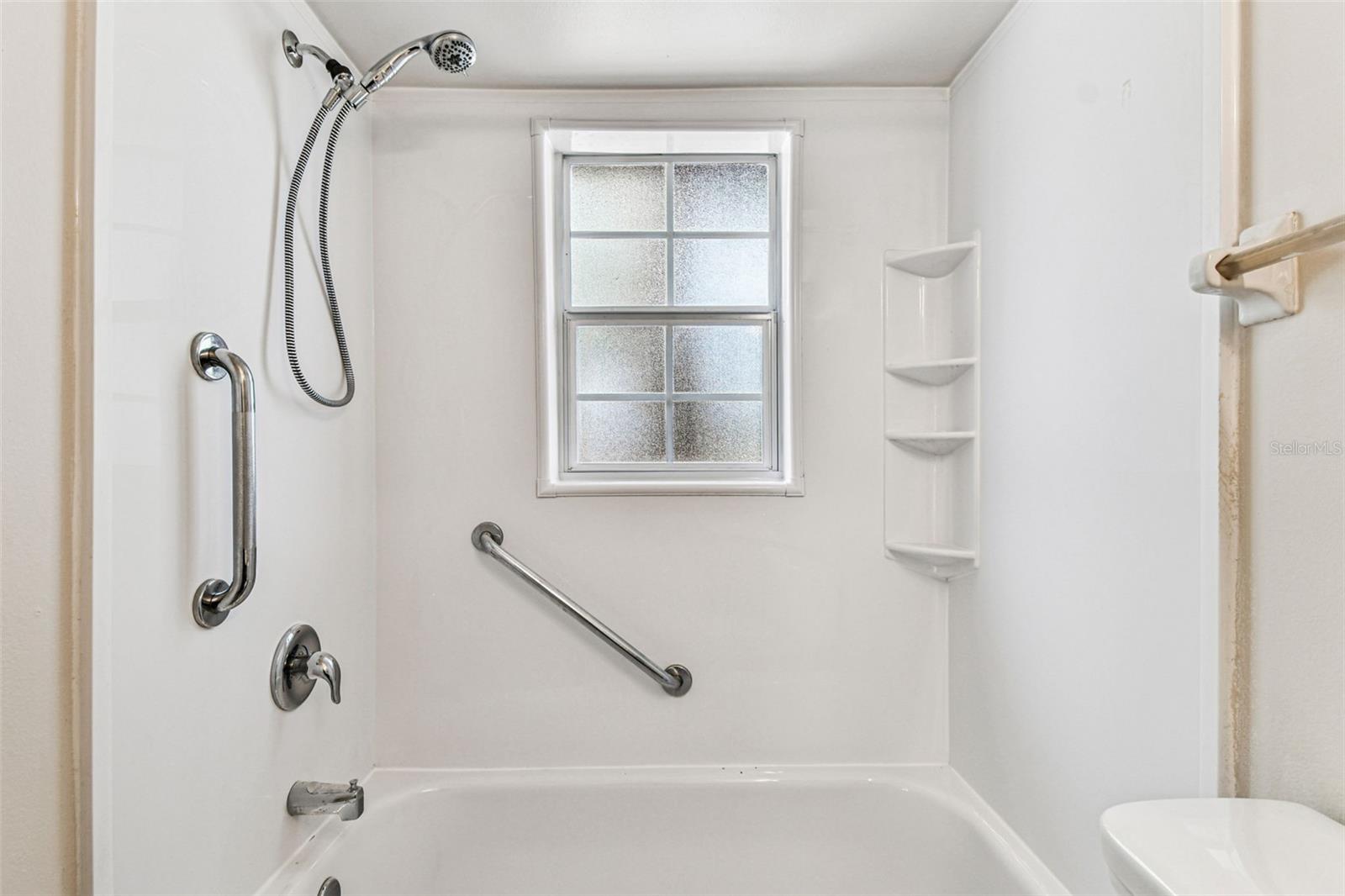 LAKE ST GEORGE SOUTH UNIT III - Residential