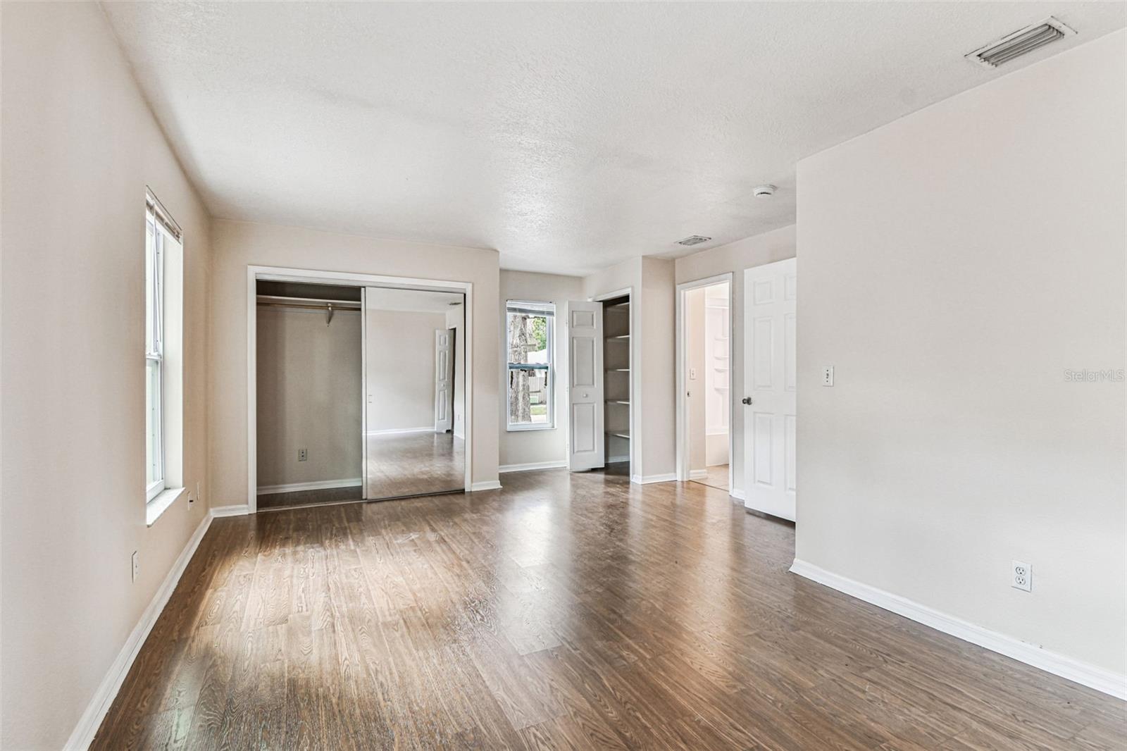 LAKE ST GEORGE SOUTH UNIT III - Residential