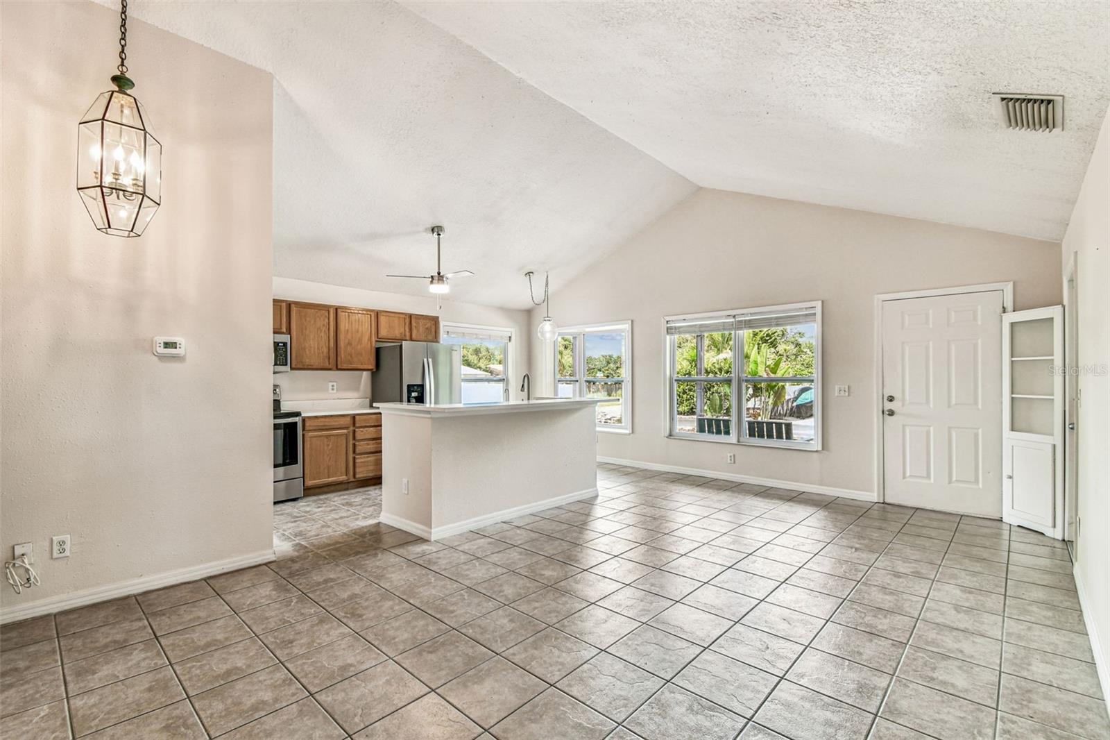 LAKE ST GEORGE SOUTH UNIT III - Residential