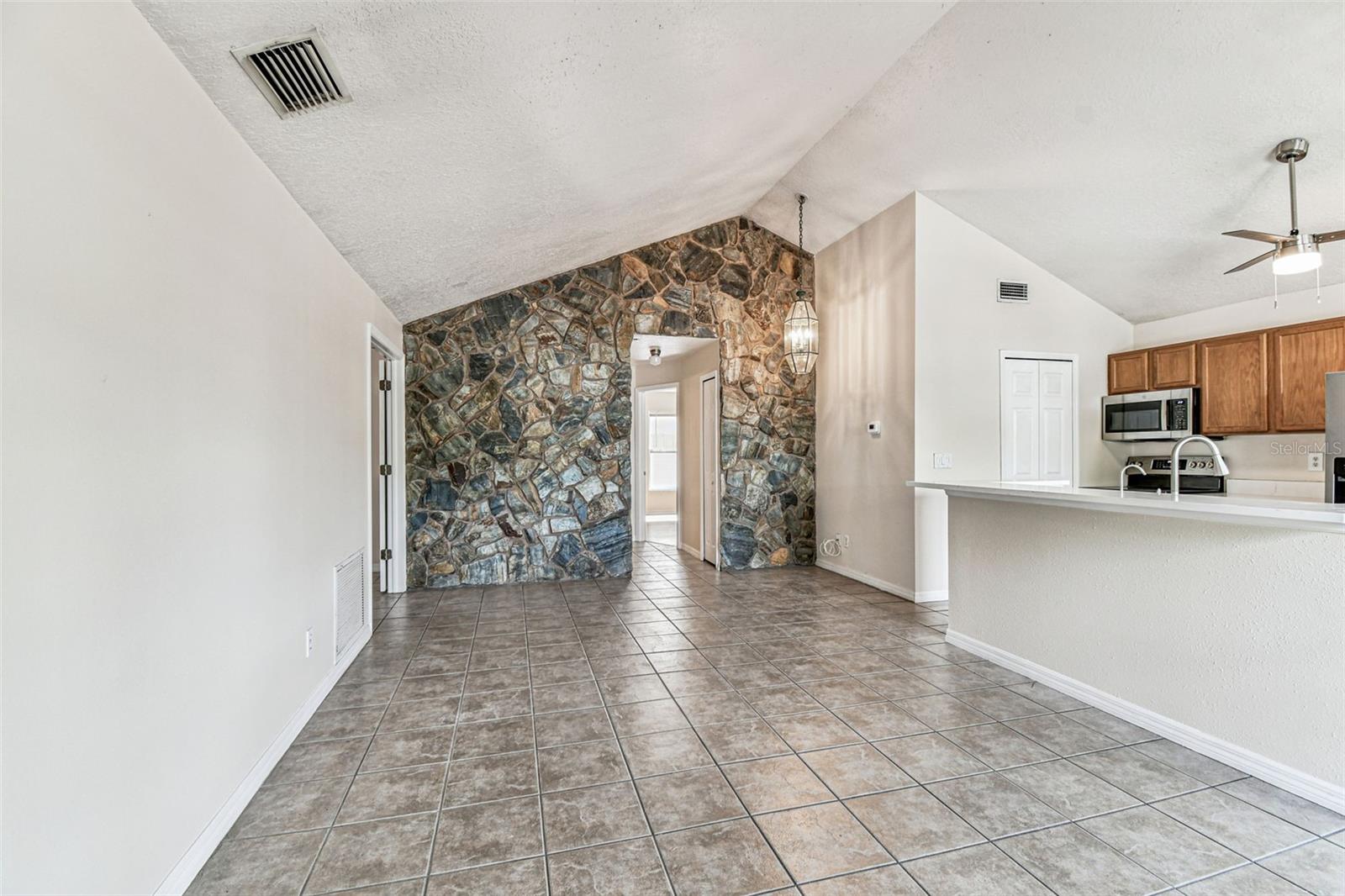 LAKE ST GEORGE SOUTH UNIT III - Residential