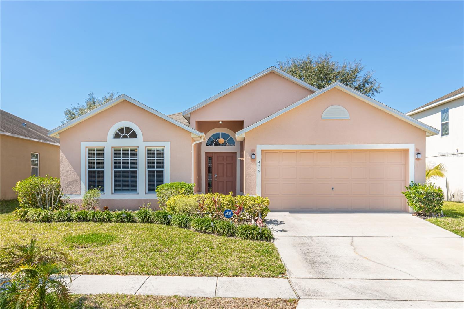 Archetypal 4/2 Florida style home, suitable for those who enjoy open concept living. A sizeable living/dining area combo is accentuated with a large kitchen and beautiful screened in lanai at the rear so you can enjoy the Florida spring. The entire home is tiled and has an attached two car garage, located just off US-27 with easy access to stores, minutes from nearby highways and amenities. Haines City and nearby Davenport host many schools, restaurants and attractions, I4 access is a ten-minute drive away.