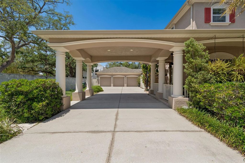 Photo of 3213 W Wyoming Avenue, Tampa, FL 33611 (MLS # TB8506192)
