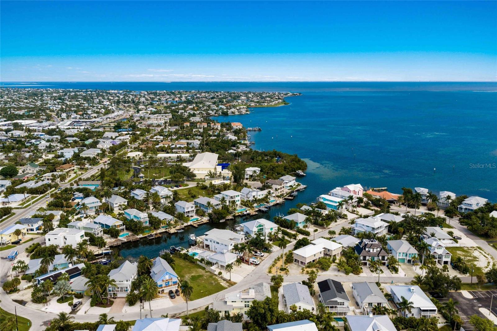 214 S HARBOR DRIVE