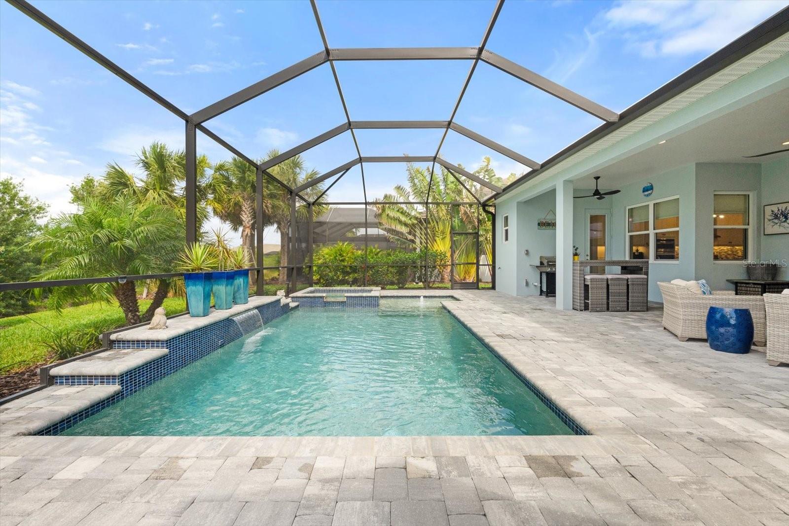 LAKEHOUSE COVE/WATERSIDE PH 1 - Residential