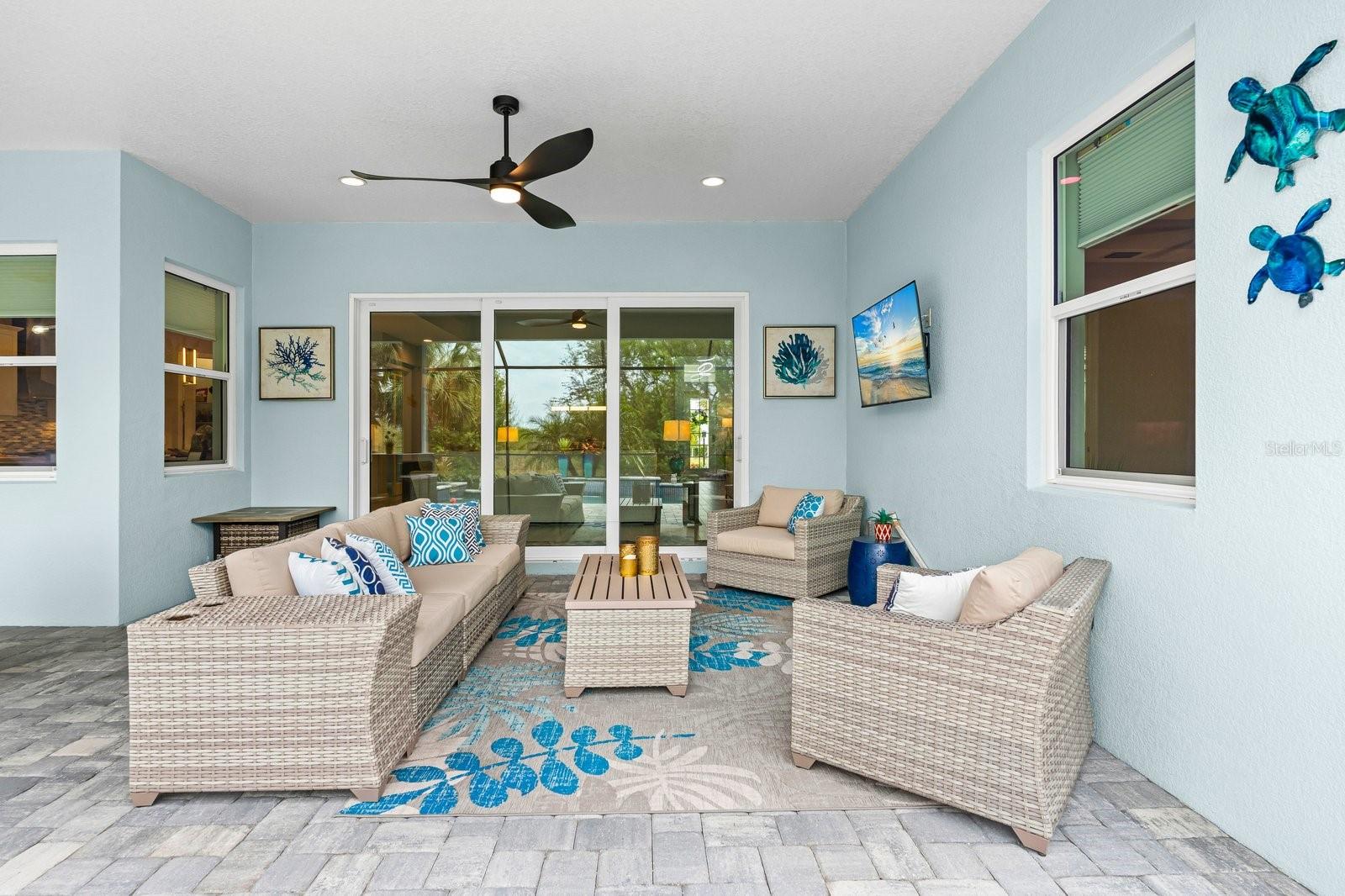 LAKEHOUSE COVE/WATERSIDE PH 1 - Residential