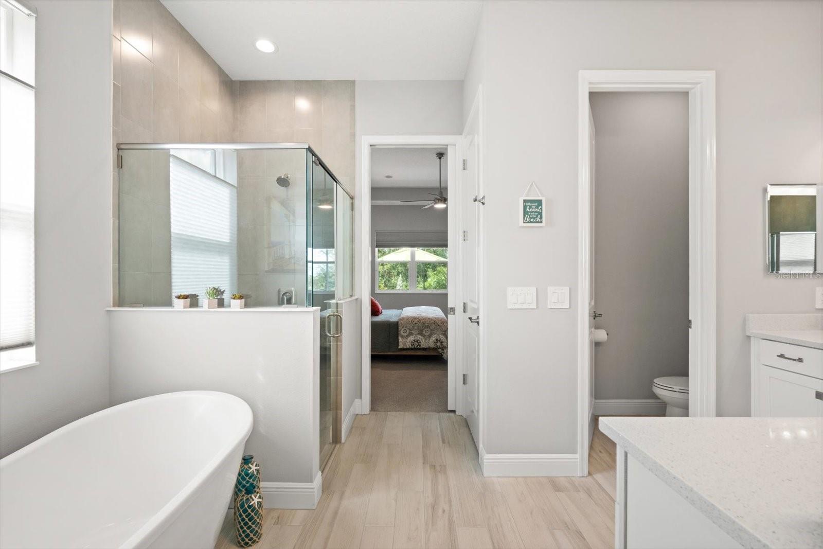 LAKEHOUSE COVE/WATERSIDE PH 1 - Residential