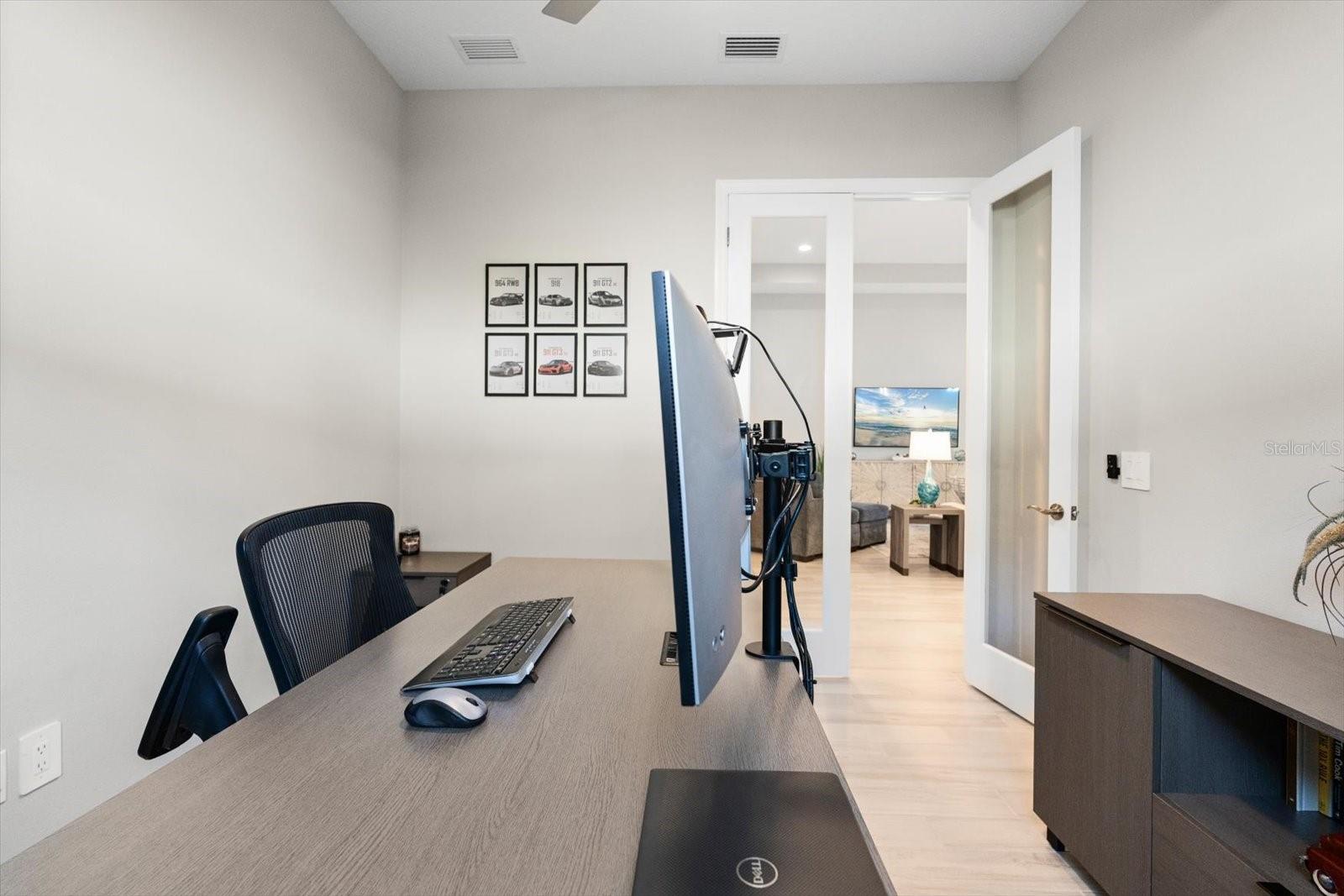 LAKEHOUSE COVE/WATERSIDE PH 1 - Residential