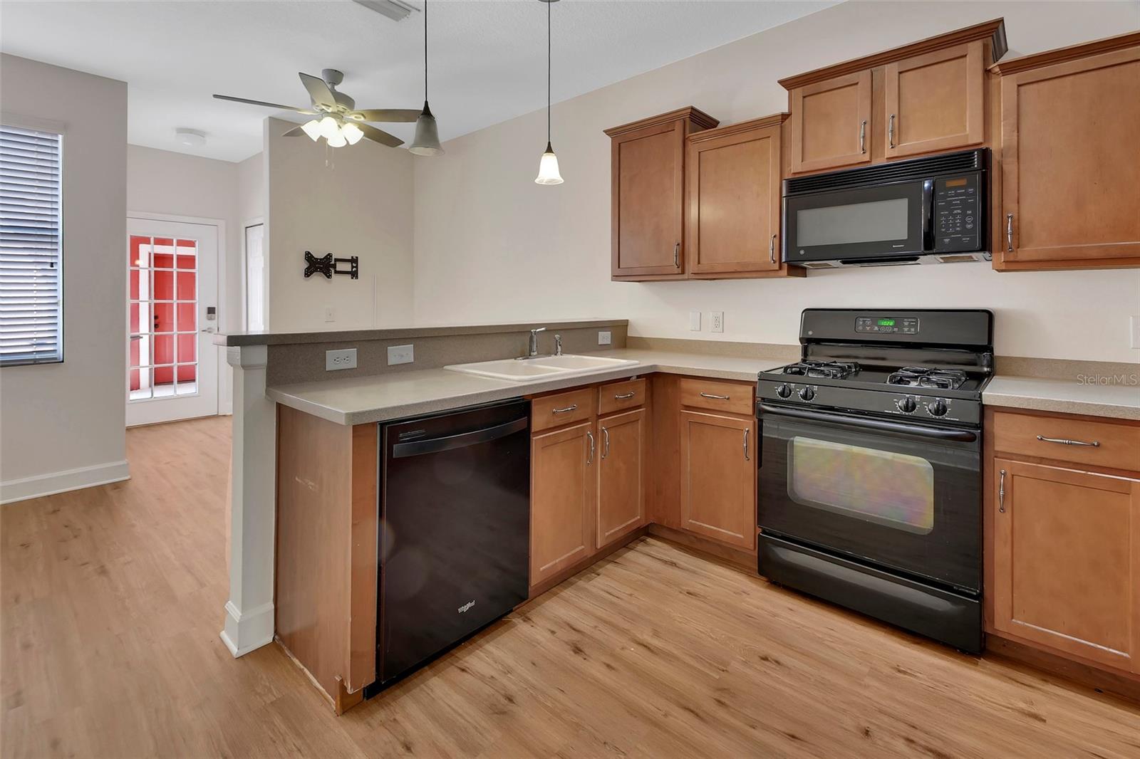 VICTORIA PARK INC 03 SE UNIT 02 - Residential