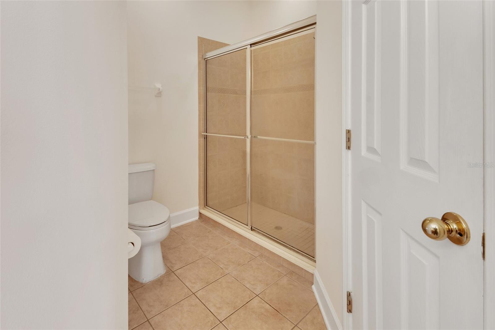 VICTORIA PARK INC 03 SE UNIT 02 - Residential