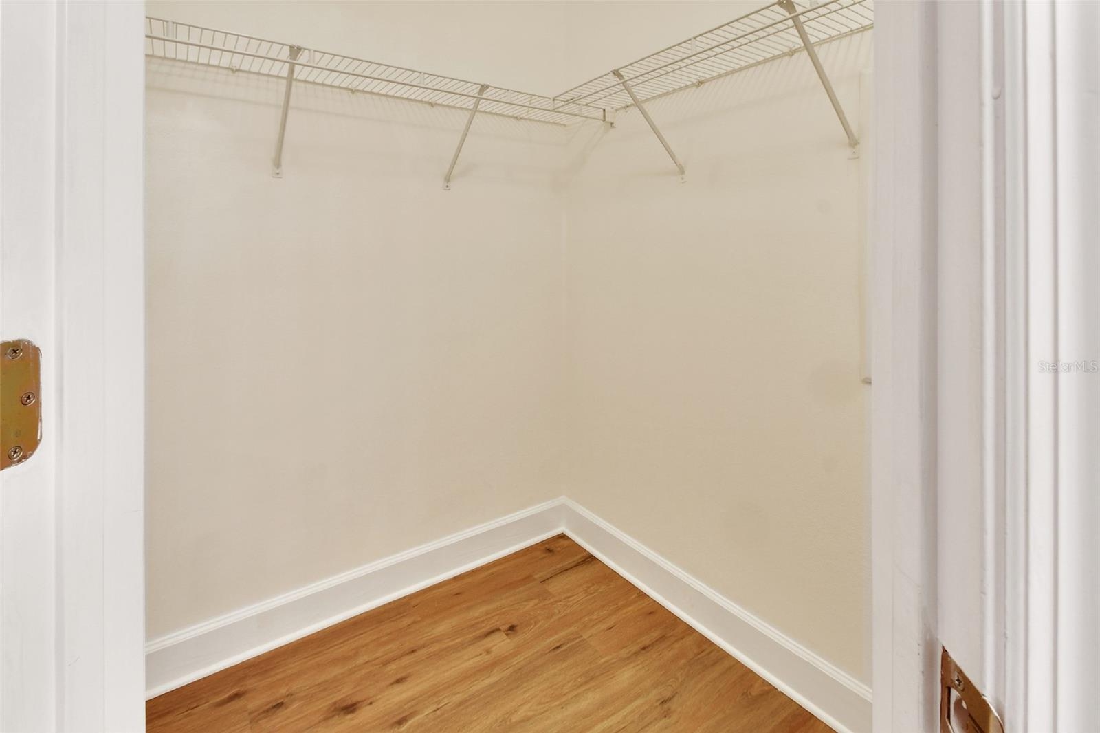 VICTORIA PARK INC 03 SE UNIT 02 - Residential