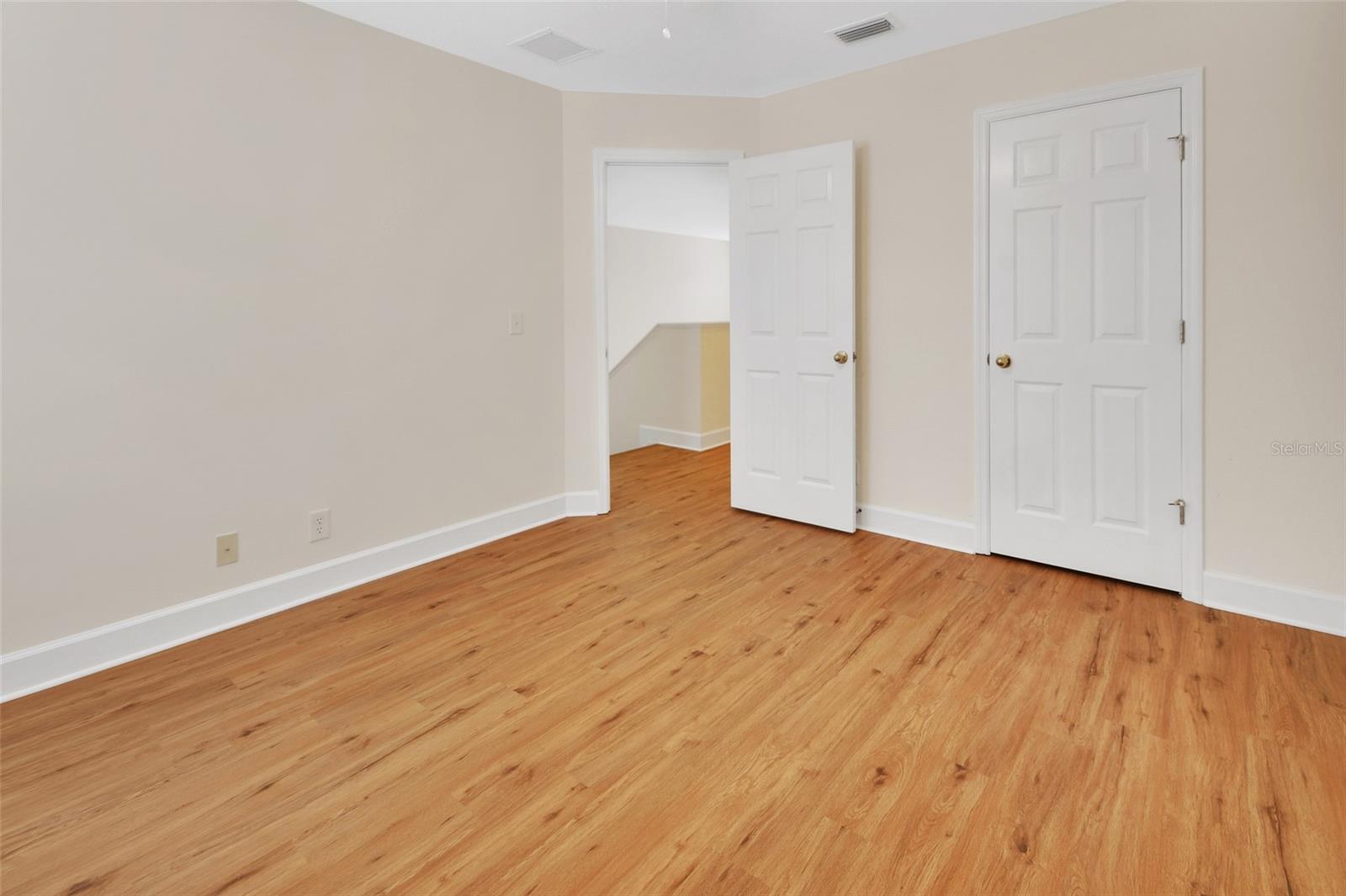 VICTORIA PARK INC 03 SE UNIT 02 - Residential