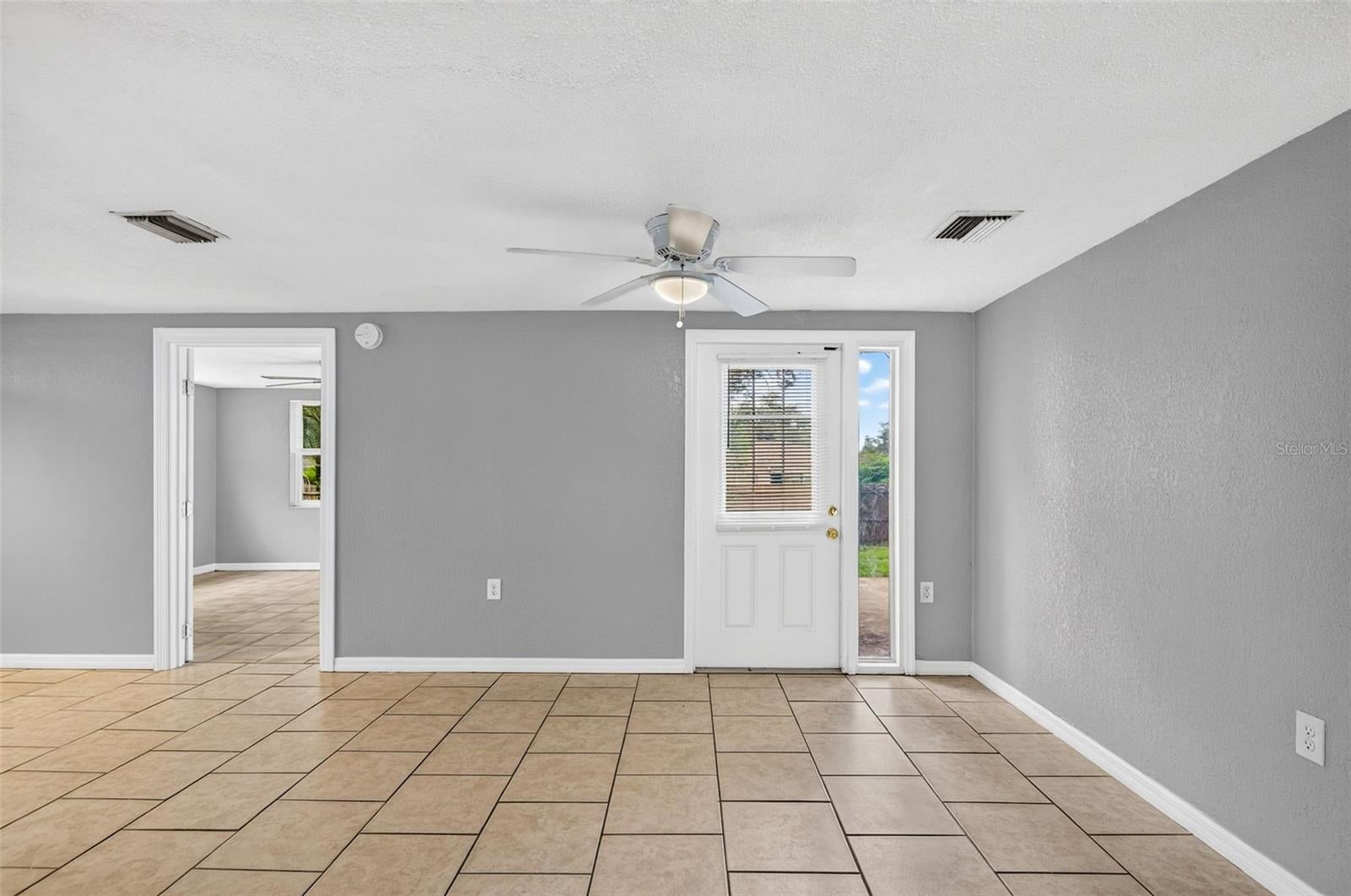 9831 RAINBOW LANE