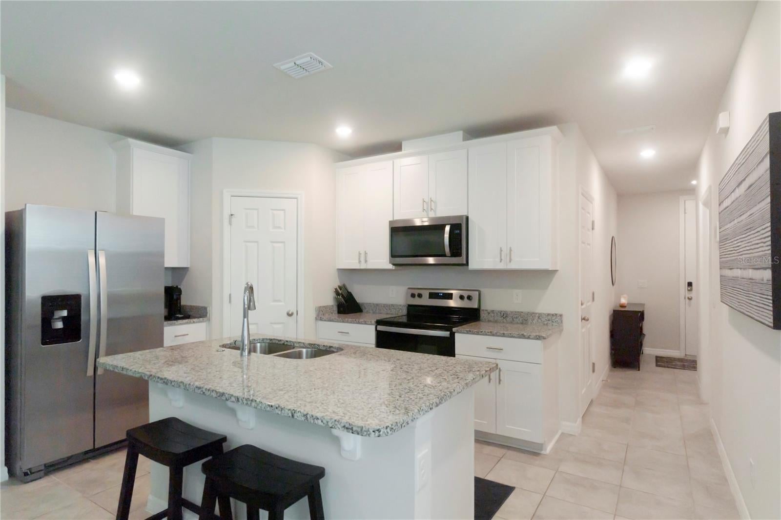 1610 GRAND RUE DRIVE