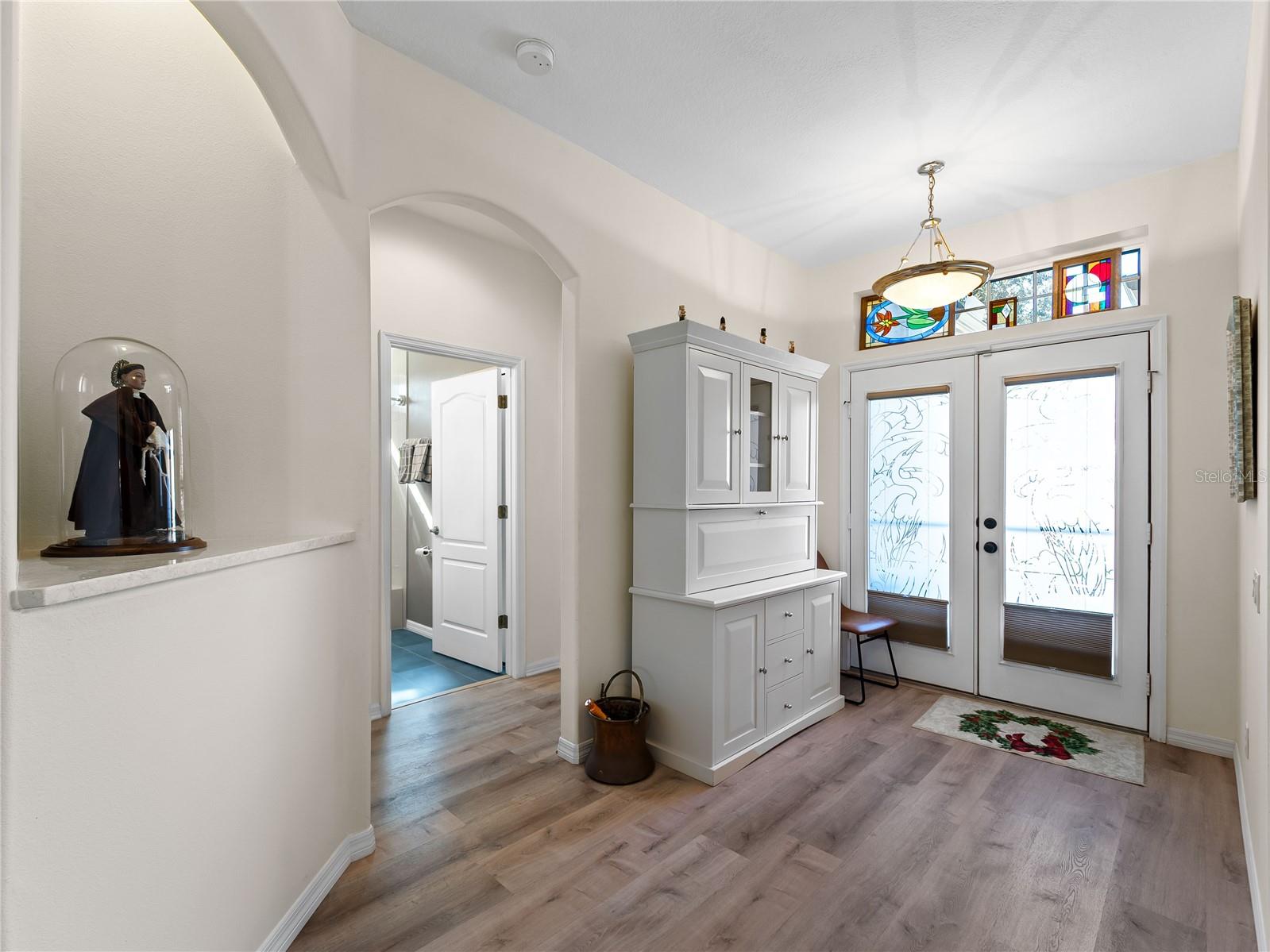 8419 WHISPERING WOODS COURT