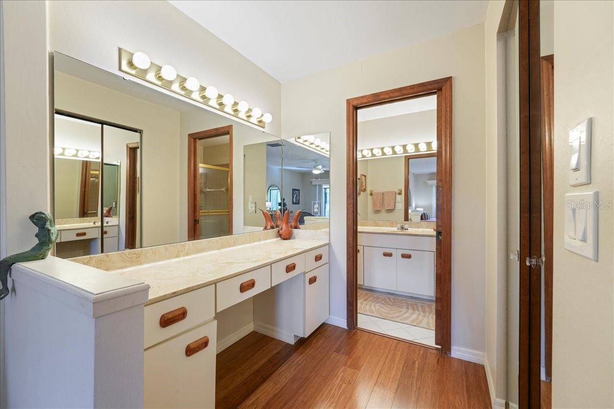 SCHOONER BAY - Residential