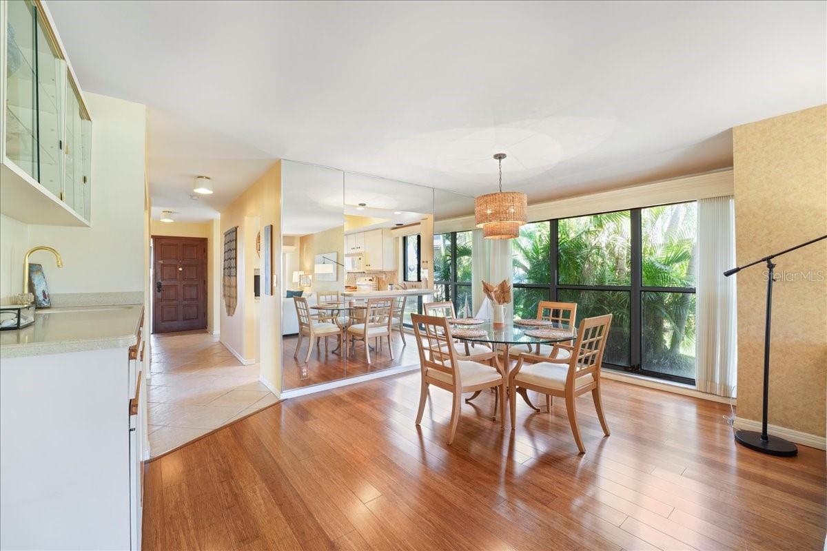 SCHOONER BAY - Residential