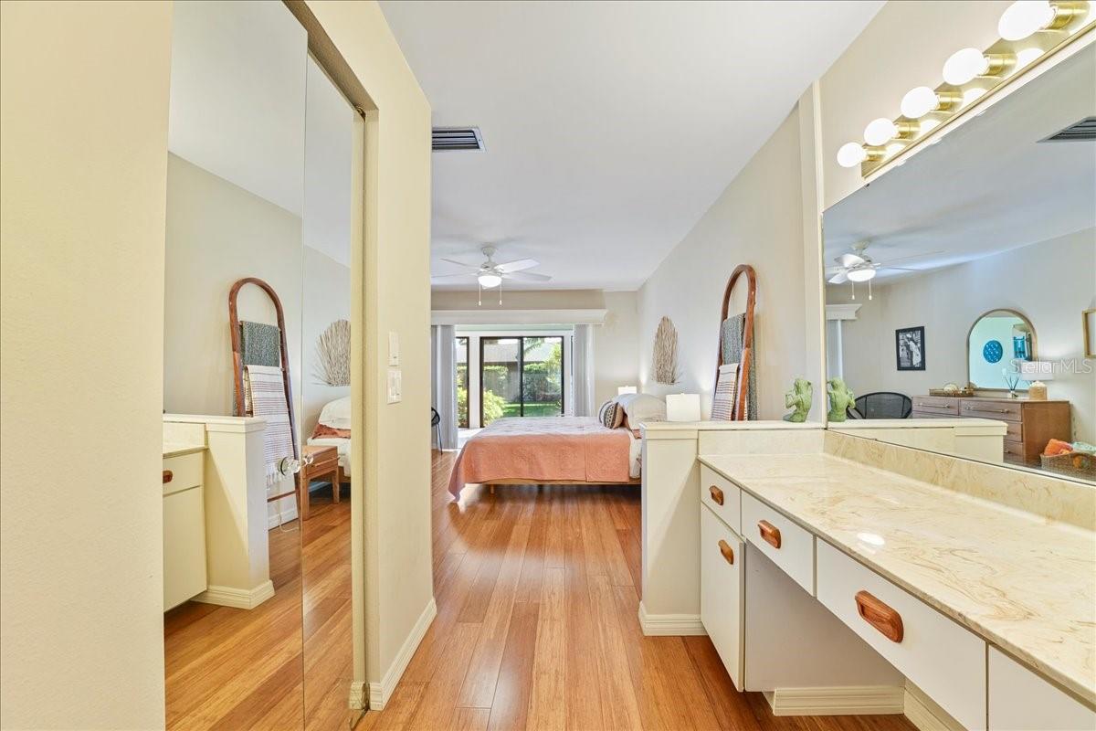 SCHOONER BAY - Residential