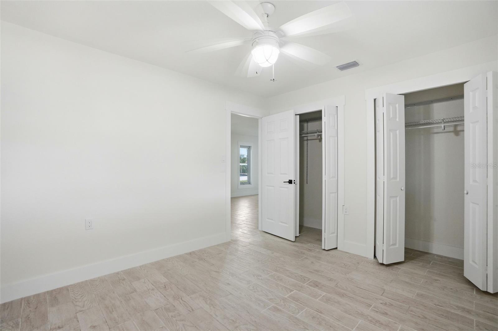 HUDSON BEACH ESTATES - Residential