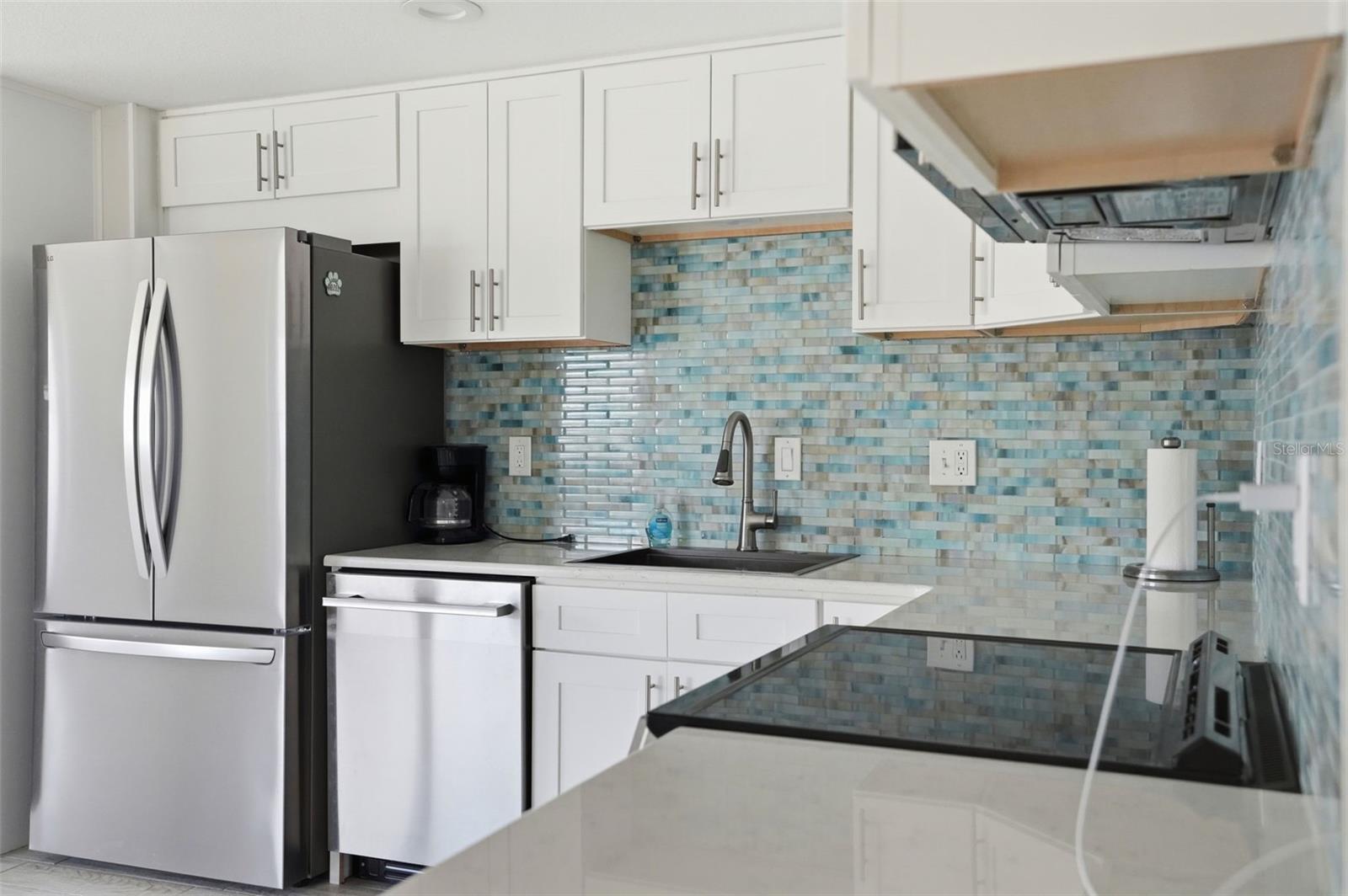 HUDSON BEACH ESTATES - Residential